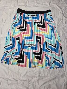 Multi-Color Geometric Pleated Skirt - Black Waistband